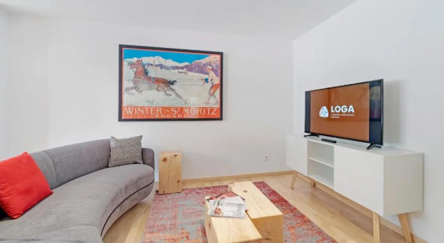 LOGA ELEGANCE APARTMENT Skyline 1 - St. Moritz, Book Apartment Hotels in Engadin with a Pool, Swimming Pool