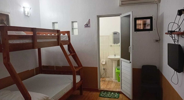 Кровать в общем номере oyo187 Rose Ros Place Budget HotelResort