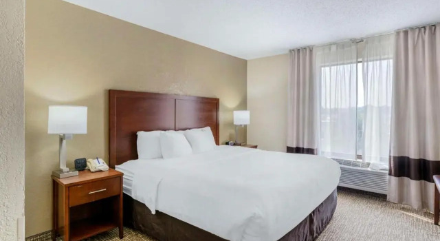 Holiday Inn Express La Grange, Buchen Sie Hotel La Grange Kentucky