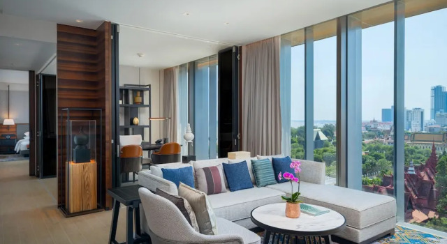 Двухместный люкс Executive Hyatt Regency Phnom Penh