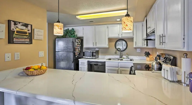 Апартаменты Walk to Golf & Trails! 'aspen House' in Flagstaff