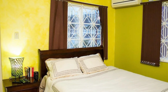 Апартаменты New Kingston Guest Apt at The Stadium