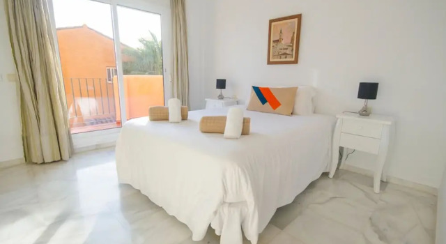 Коттедж с 3 комнатами с видом на море Casa Victoria