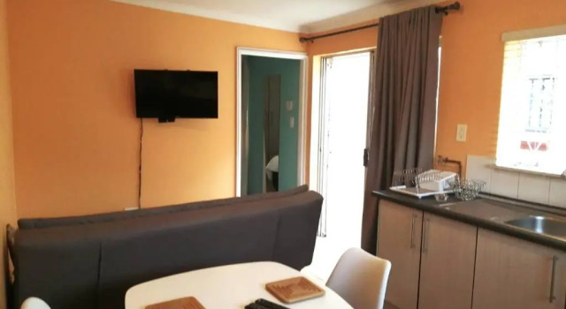Апартаменты c 1 комнатой Lovely Cottage in Linden