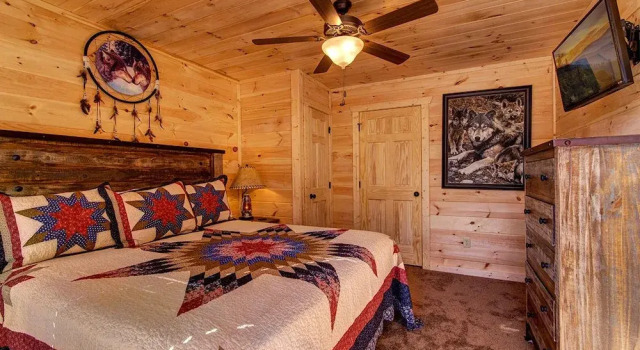 Dream Catcher 2 Bedrooms 2 Bathrooms Home, Забронировать Дом для отпуска Отели Great Smoky Mountains National Park с парковкой, Парковка