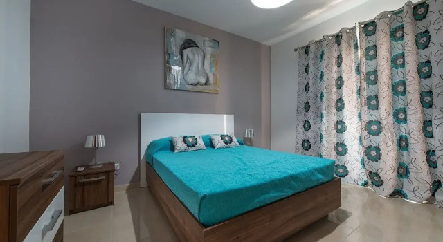 DoMiSol duplex suites near sea, Réserver Appartement Bugibba Île de Malte