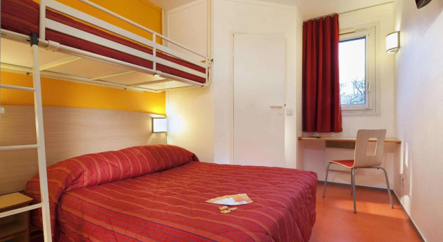 FAST HOTEL Les Ulis - Courtabœuf, Забронировать Отель Лез-Юлис Essonne