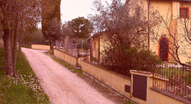 Il Grappolo e la Rosa, Buchen Sie Hotel Montefalco Umbrien