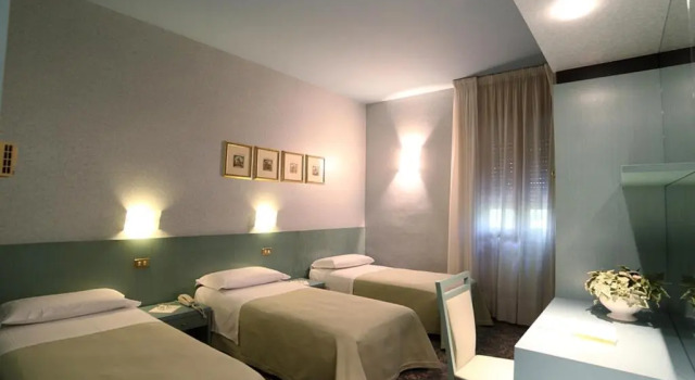 Habitación triple Clásica Hotel Globo