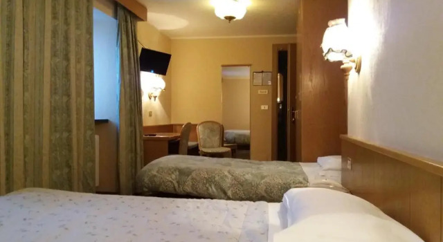 Трёхместный номер Standard Hotel Ottoz Meublé