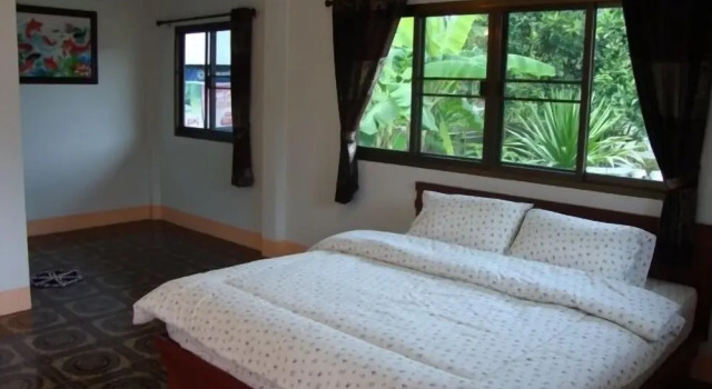 Коттедж Khunnam Rimtarn Resort
