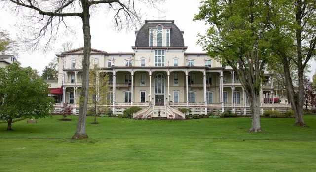 Athenaeum Hotel, Buchen Sie Hotel Chautauqua 