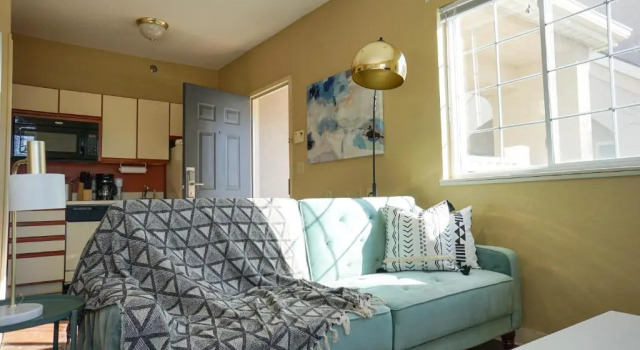 Студия Downtown Wichita Apartments