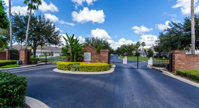 The Manors North at Westridge by Florida Star Vacations, Buchen Sie Hotel Hotels in Four Corners mit Pool, Schwimmbad
