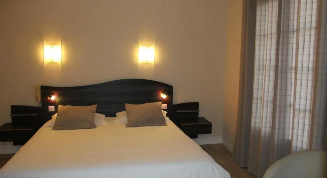 Двухместный номер Standard Logis Hôtel Les Cimes