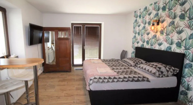 Županovice, Rezerwuj Hotel Hotele w Central Bohemia z parkingiem, Parking