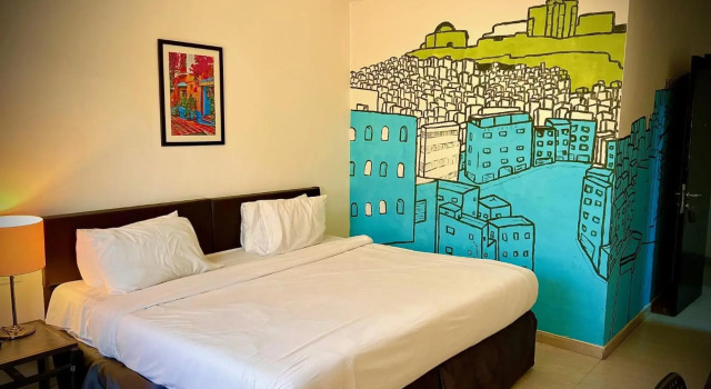 Art Hotel Downtown, Забронировать Отель Отели Провинции Аммана с питанием, Пансион