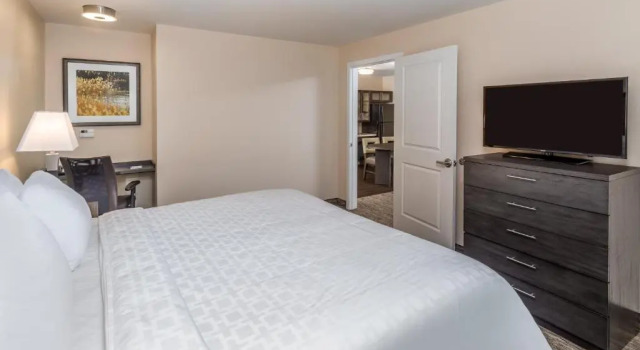 Двухместный люкс c 1 комнатой Candlewood Suites Bensalem - Philadelphia Area by IHG