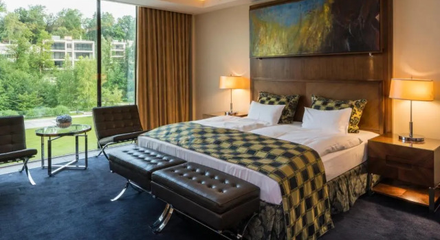 Люкс Falkensteiner Schlosshotel Velden   The Leading Hotels of the World