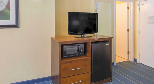 Номер Standard Days Inn by Wyndham Lebanon/Hanover