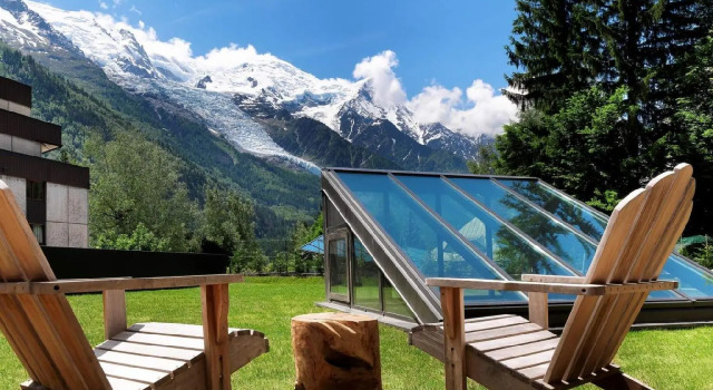 Трёхместный номер Standard с видом на горы Chalet Hôtel le Prieuré and SPA
