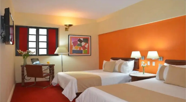 Номер Standard с 2 комнатами Hotel Misión Monterrey Centro Histórico