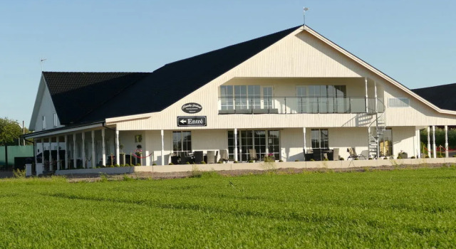 Himmelsby Gårdshotell, Book Hotel  