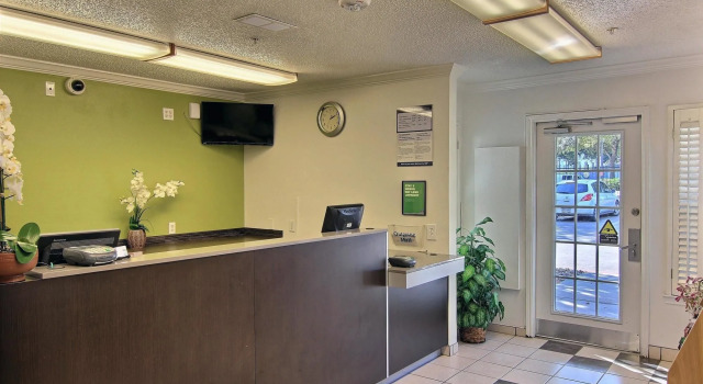 Studio 6 Extended Stay - Austin, TX - Midtown