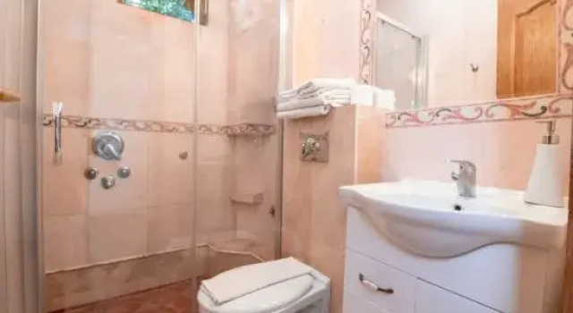 Levantin Inn 1/2 Room N.5