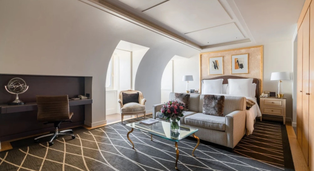 Двухместный люкс Loft Four Seasons Hotel des Bergues Geneva