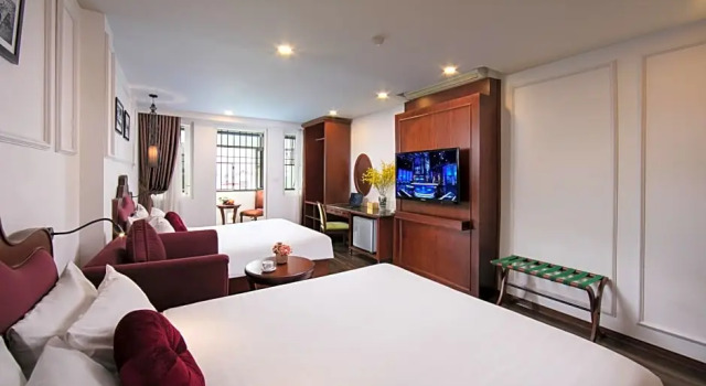 Семейный номер Standard с балконом Отель Silk Flower Hotel & Spa
