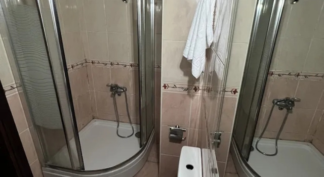 Standardowy rodzinny pokój Altinnal Hotel
