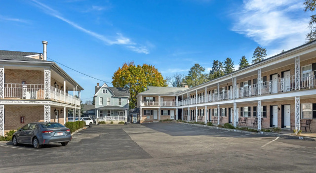 Quality Inn Gettysburg Motor Lodge, Rezerwuj Hotel Hotele w Backbone Mountain z parkingiem, Parking