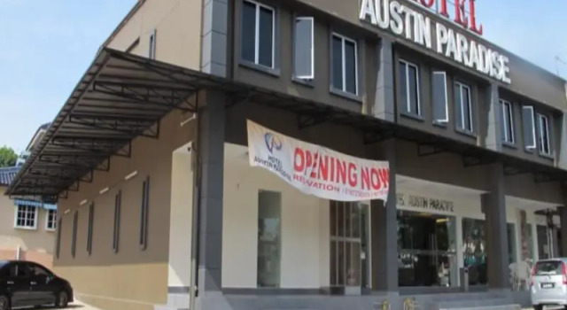 Четырёхместный люкс Hotel Austin Paradise - Pulai Utama