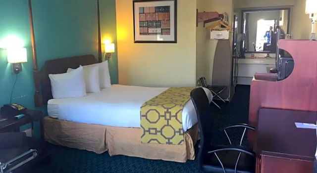 Номер Standard Baymont Inn and Suites - Florence