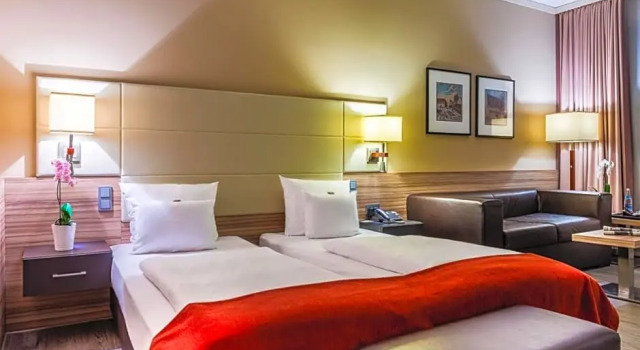 Люкс с красивым видом из окна Hotel Regensburg operated by Beepartment