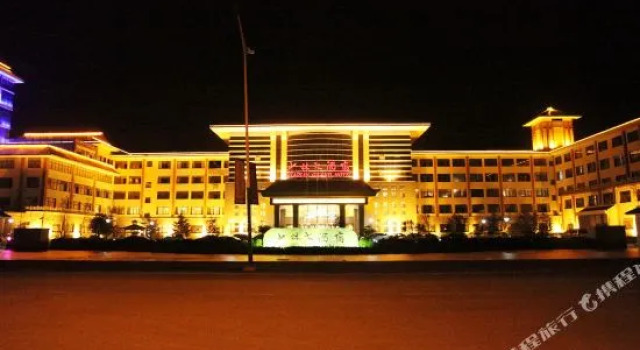 Xindeng Shaolin Hotel, Rezervovat Hotel Kchaj-feng Henan