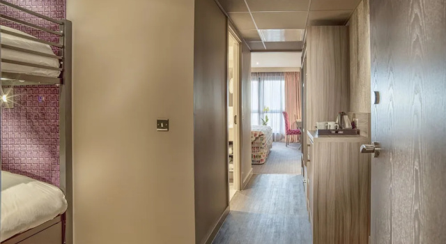 Standard dublă familie cameră cu vedere la parc Boulevard Hotel