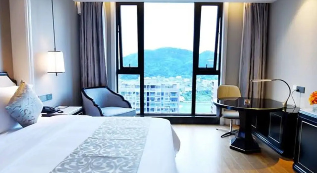 Номер Business Ramada Plaza by Wyndham Wenzhou
