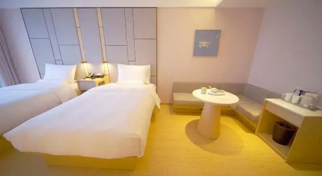 Двухместный номер Superior Ji Hotel (Renmin University Of China Metro Station