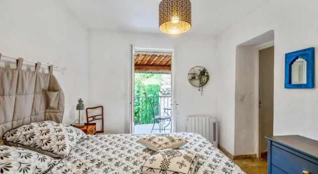Maison de 2 chambres avec vue sur la ville et wifi a Bonnieux
