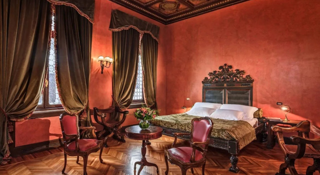 Hotel Locarno