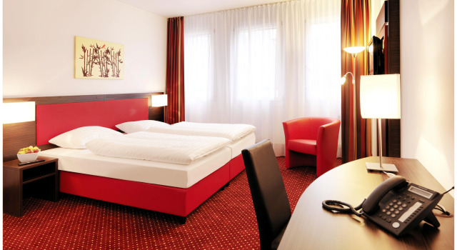 Отель Plaza Inn Amedia Wien