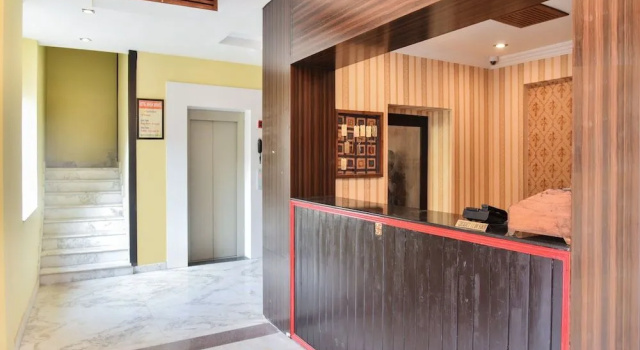Capital O 35409 Hotel Megh Niwas
