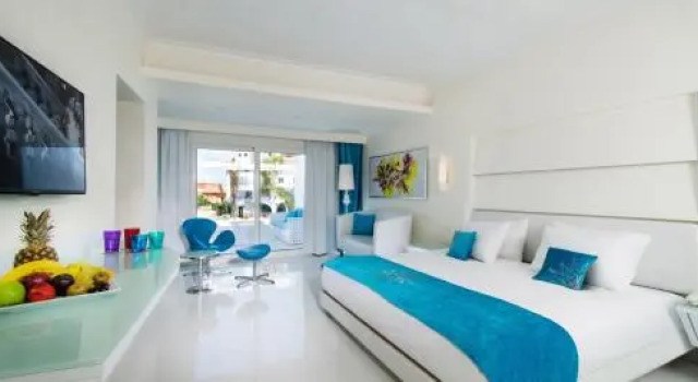 Tivoli Dome Marina Hotel, Boek Hotel Hotels in North Coast met parkeren, Parkeren