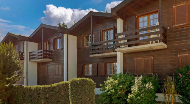 Chalets Tsamandon, Book Chalet Hoteller i Nendaz med parkering, Parkering