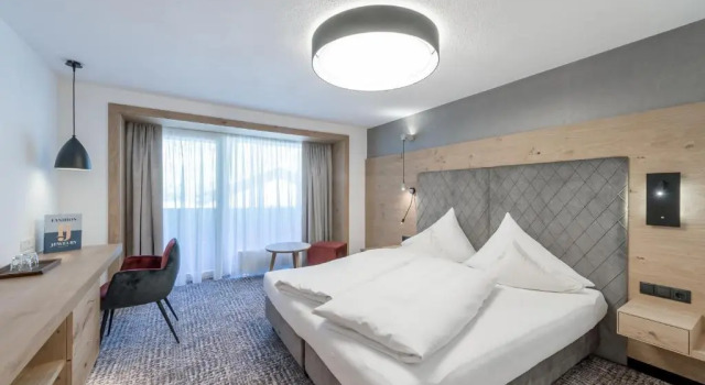 Одноместный номер Standard с балконом Hotel Grauer Bär
