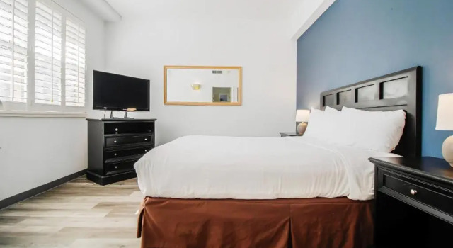 Двухместный люкс c 1 комнатой Lions Gate Hotel
