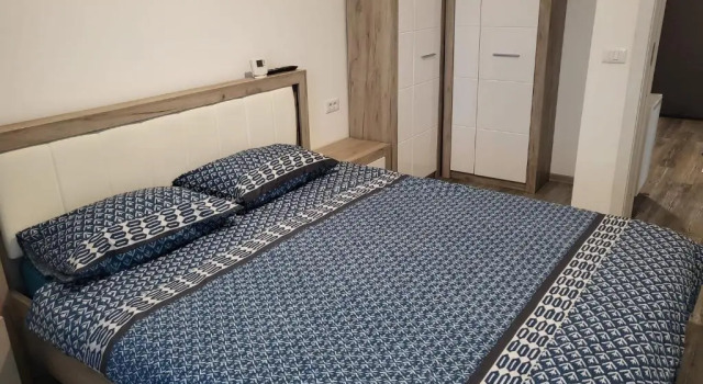 Apartament Dem Radulescu, Забронировать Апартаменты/квартира Рымнику-Вылча 
