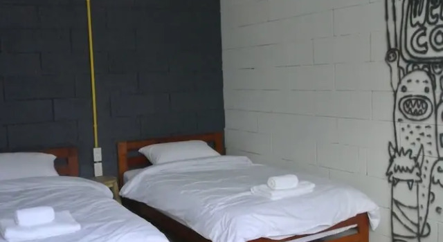 Двухместный номер Standard с балконом Norn Nung Len Cafe & Hostel